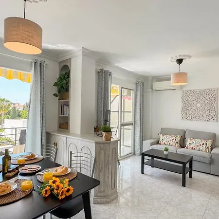 Hawaii 1st Floor Burriana, נרחה