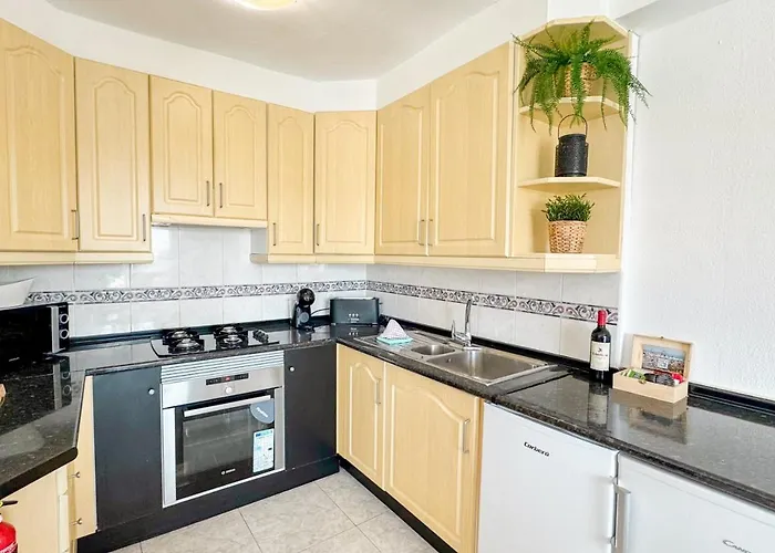 Hawaii 1st Floor Burriana, Nerja